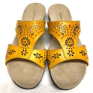 EUC Croft and Barrow Laser Cut Slides/Sandals